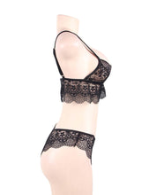 Load image into Gallery viewer, Black and sexy affordable bralette set with lace detail and adjustable straps